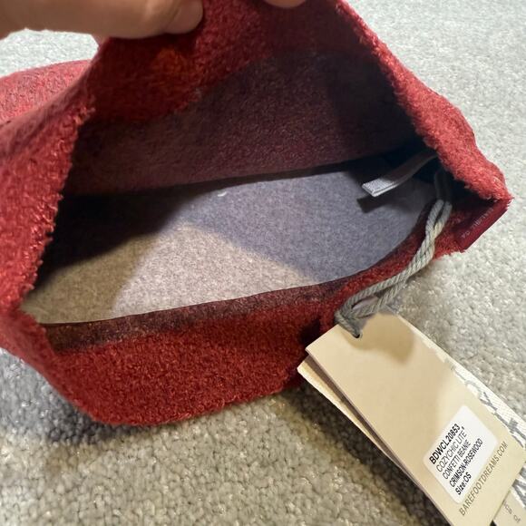 Barefoot Dreams NWT Cozy Chic Lite Confetti Beanie Hat Crimson Rosewood Red - Picture 6 of 10